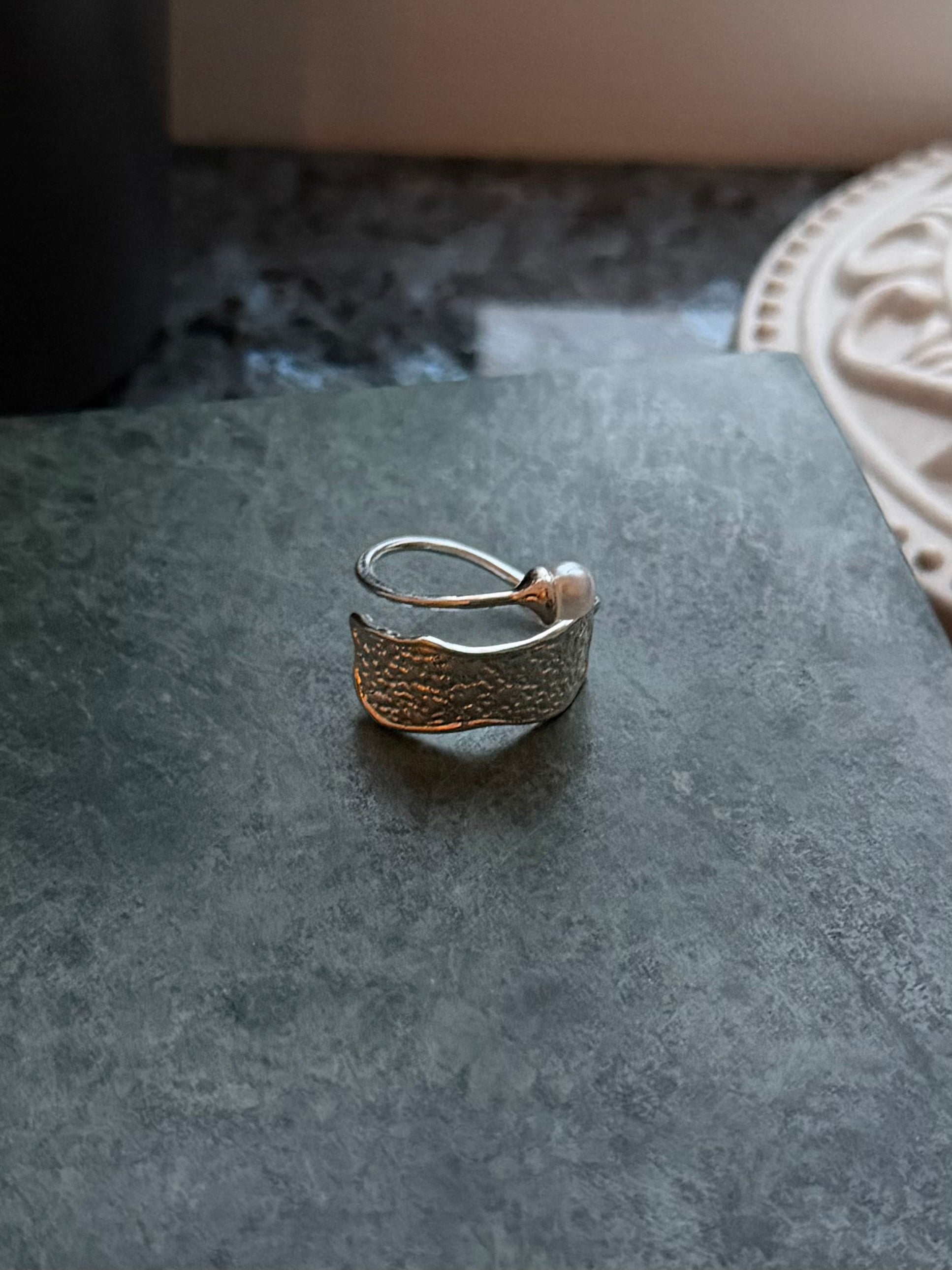 Amelia Ring