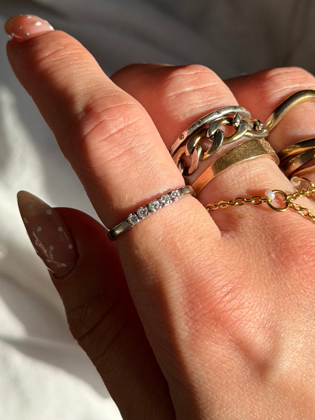 Vintage lady ring i 14 karat hvidguld med 0,15 ct. brillianter, str 53