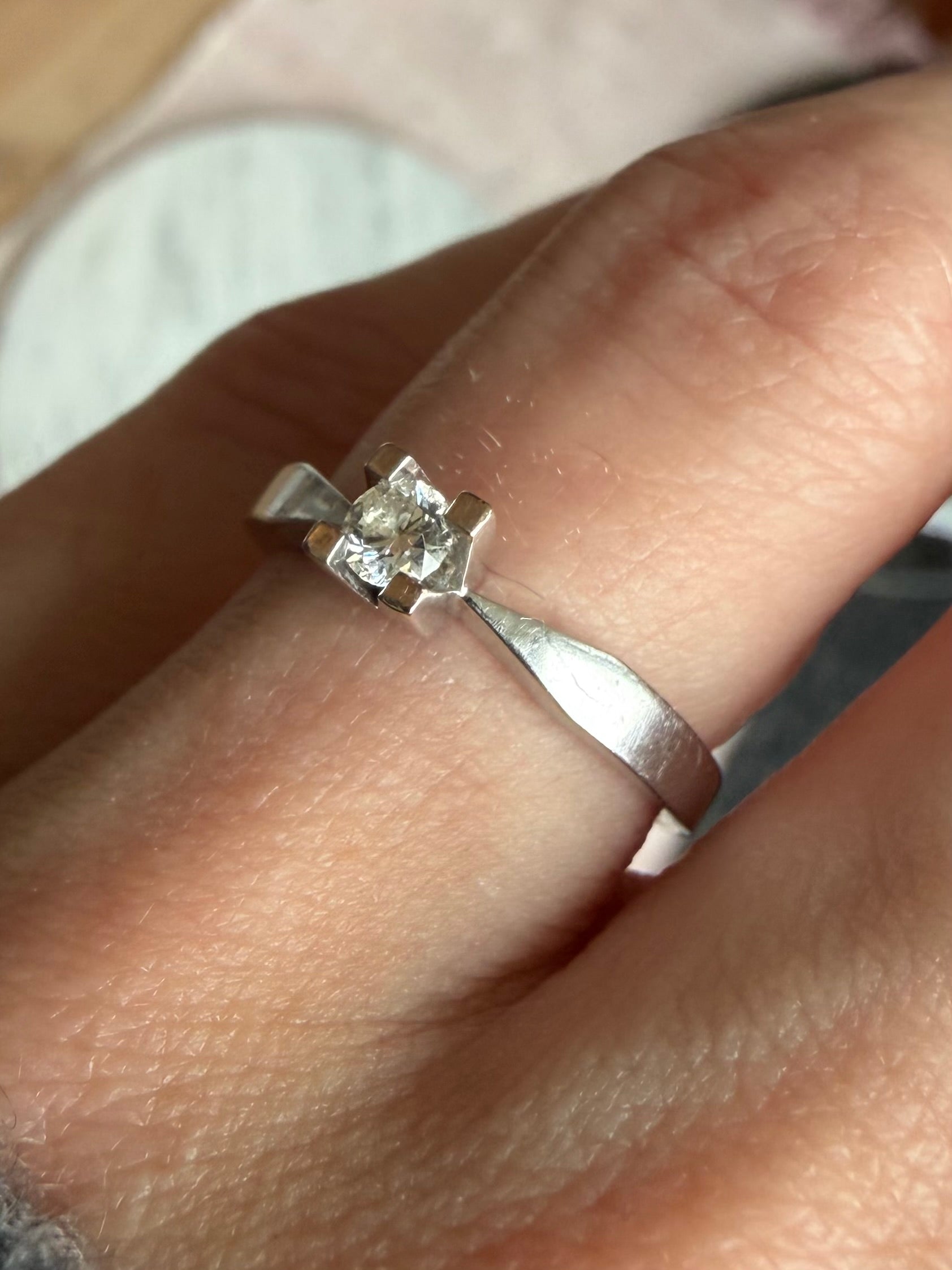 Vintage Scrouples Kleopatra ring 14 karat hvidguld 0,15ct. brilliant, str 51