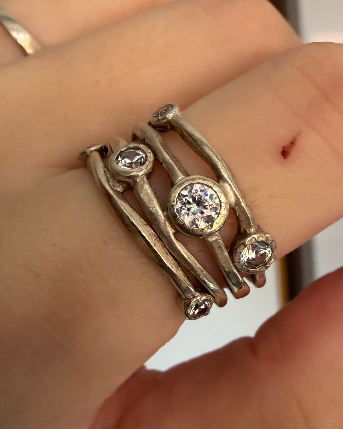 Vintage sterlingsølv ring med runde klare sten