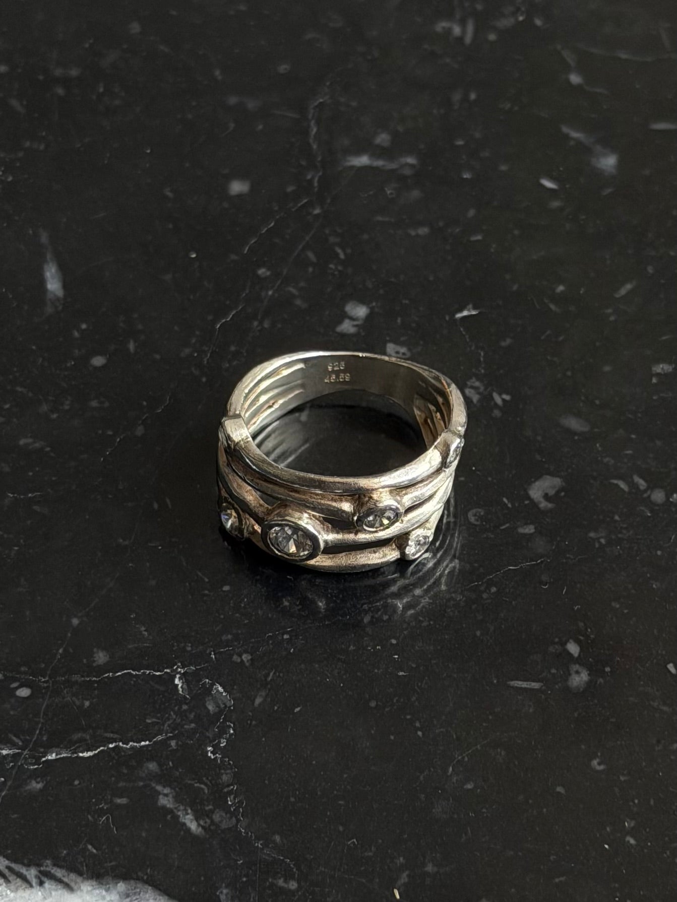 Vintage sterlingsølv ring med runde klare sten