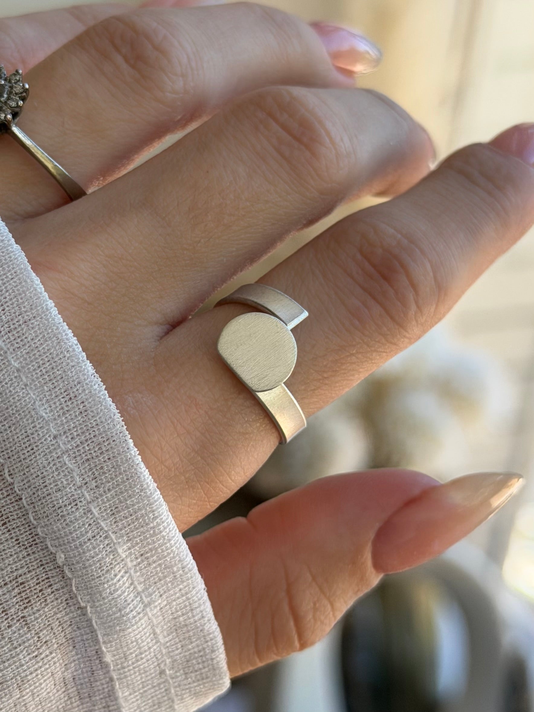 Alba ring