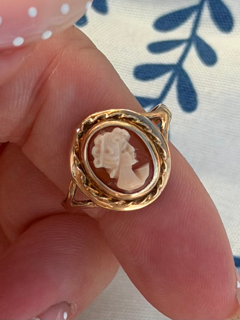 Vintage 14 karat cameo guldring, str 55