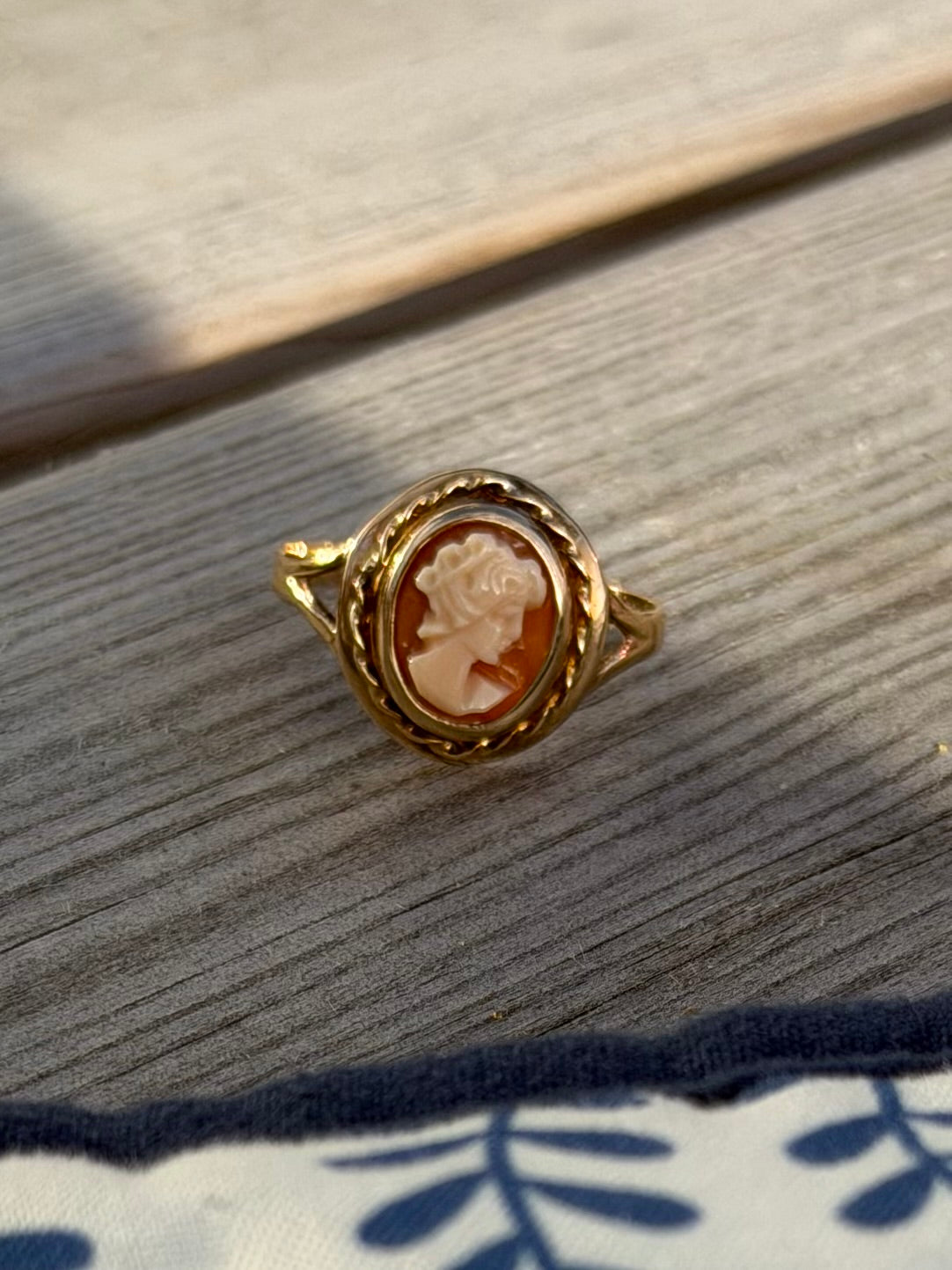 Vintage 14 karat cameo guldring, str 55
