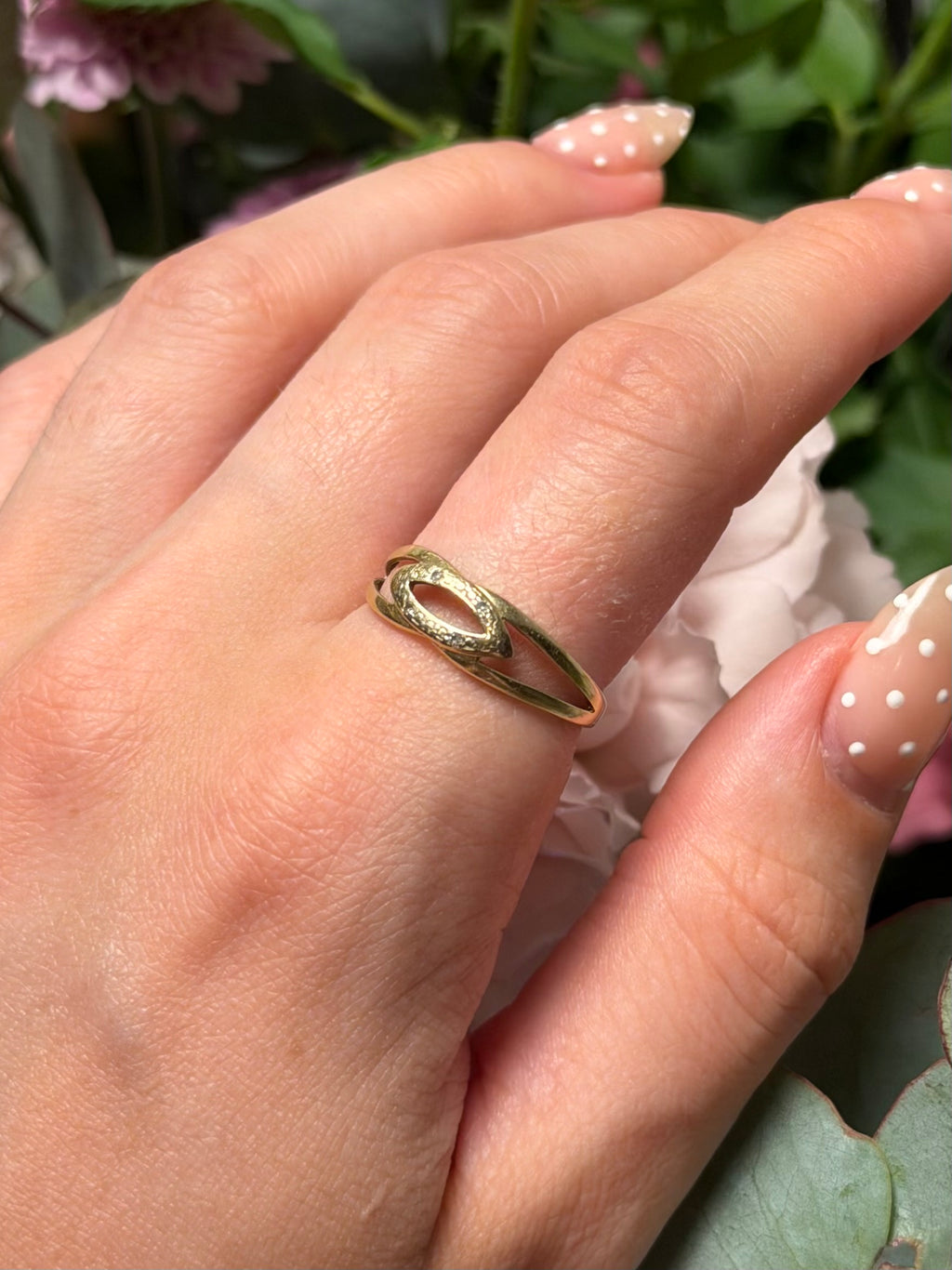 Vintage 14 karat guldring med 0.02 carat brillianter