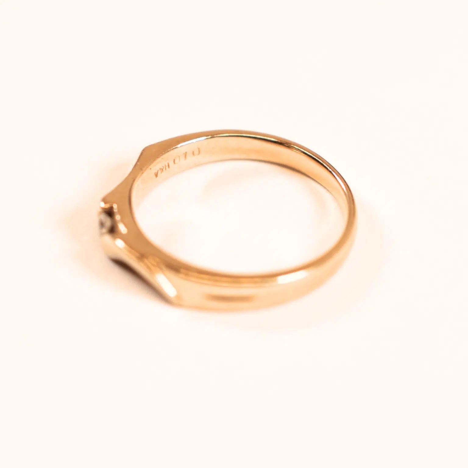 Vintage Hearts & Arrows 14 karat guldring med 0,10 ct. diamant
