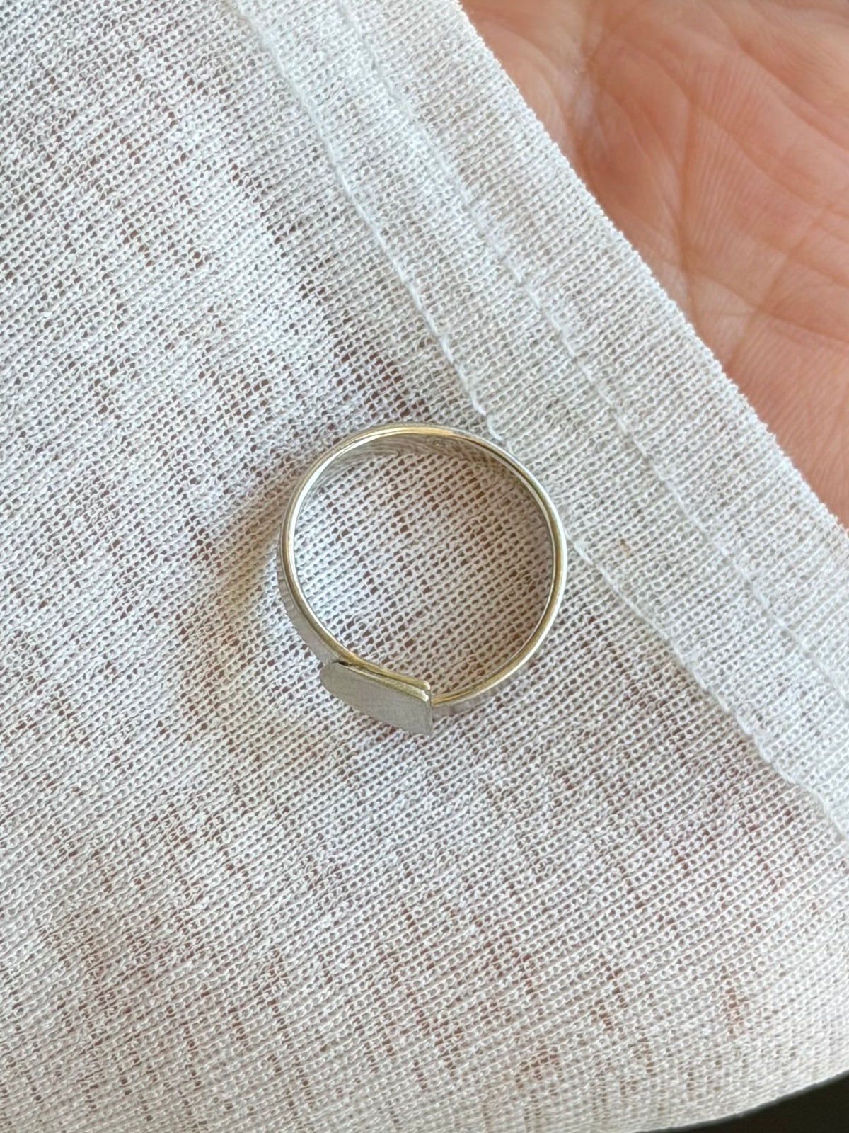 Alva ring