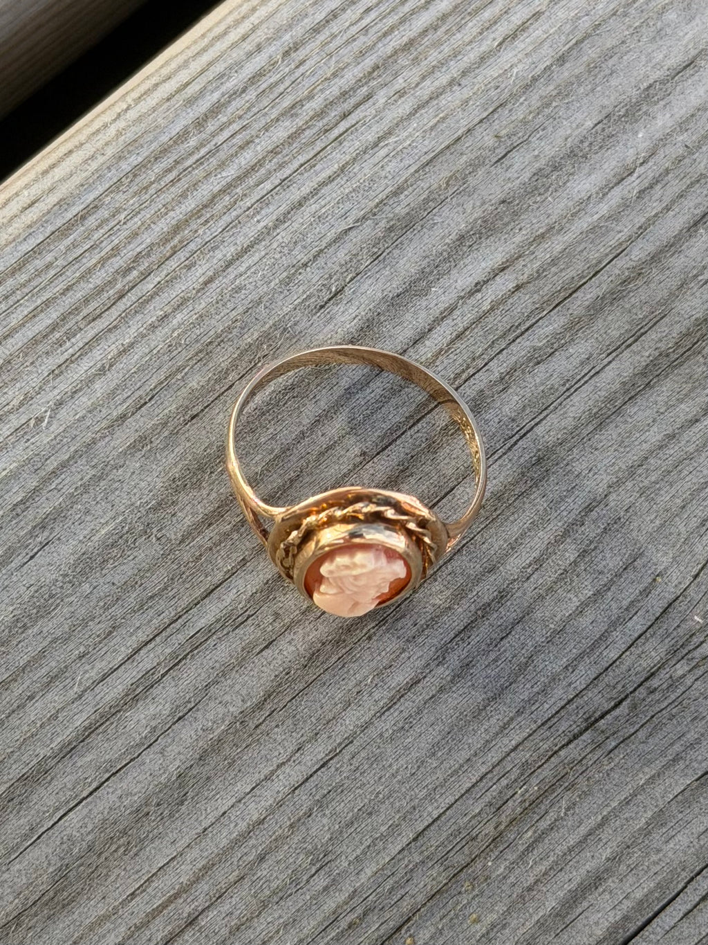 Vintage 14 karat cameo guldring, str 55