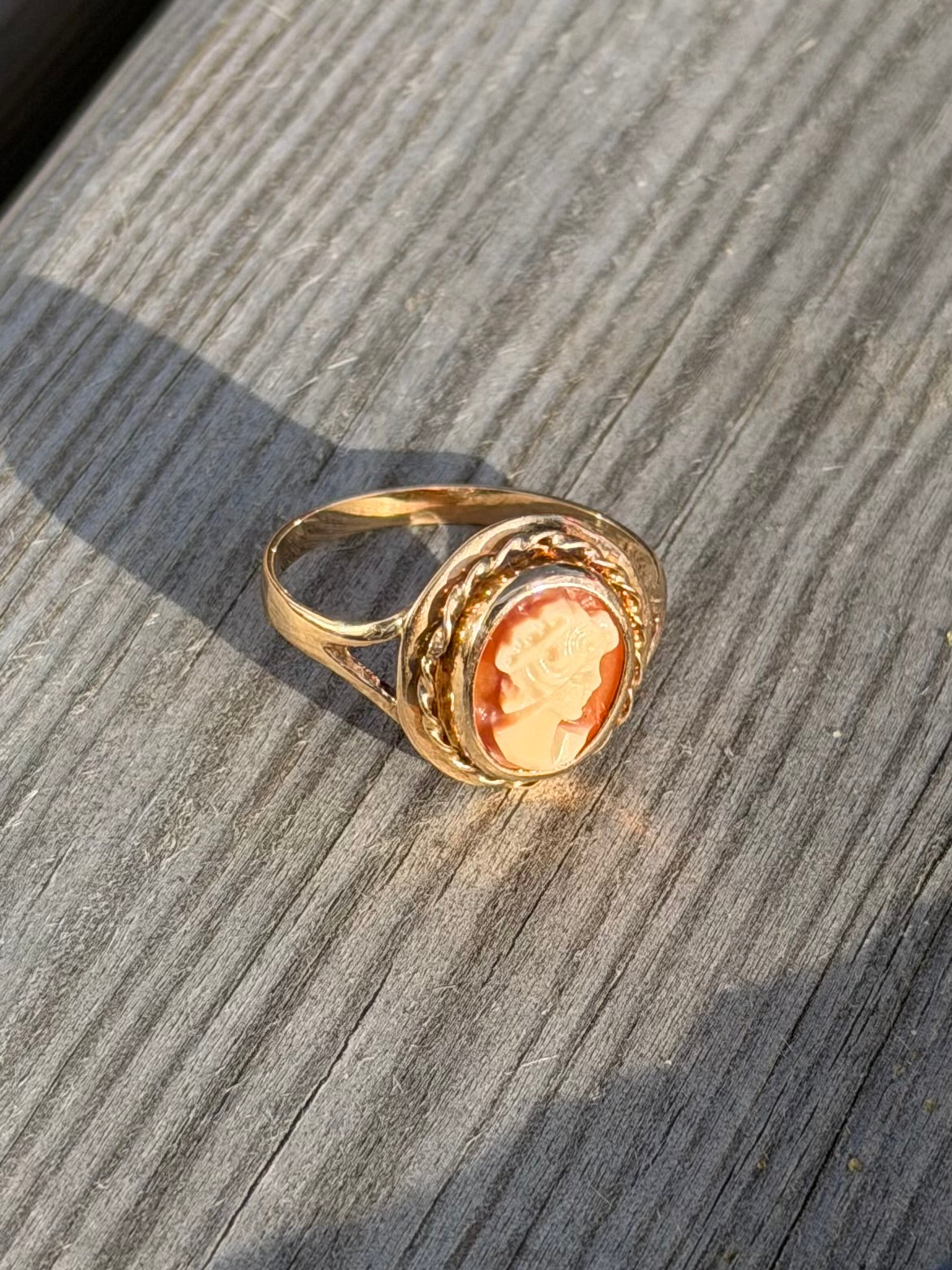 Vintage 14 karat cameo guldring, str 55