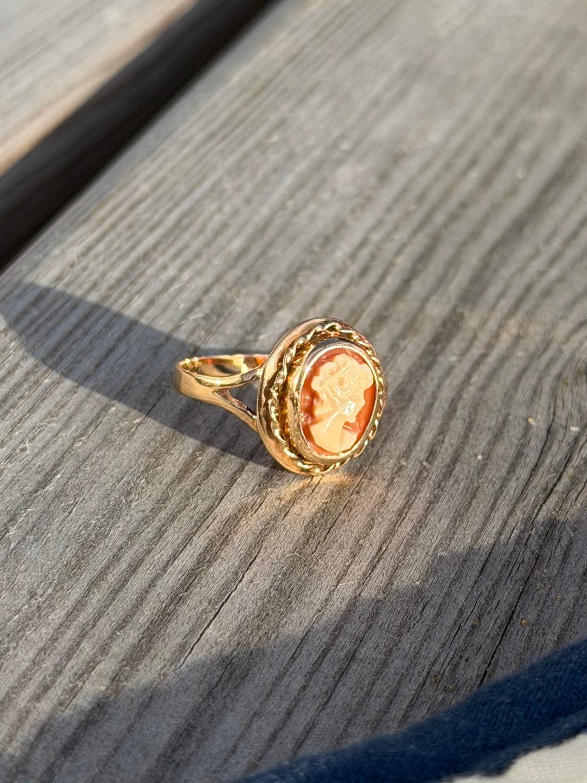 Vintage 14 karat cameo guldring, str 55