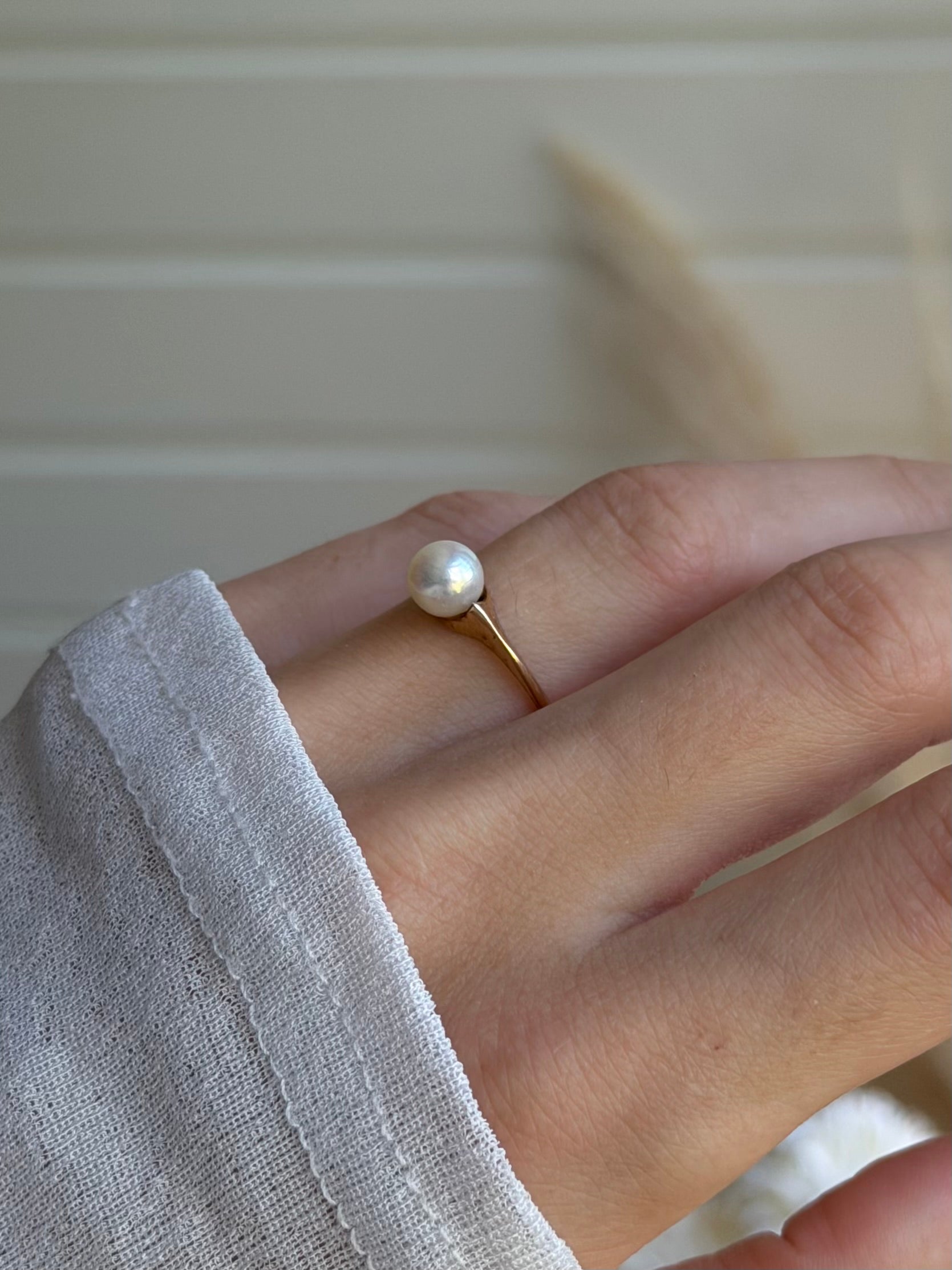 Vintage 14 krt. guldring med perle, str 51