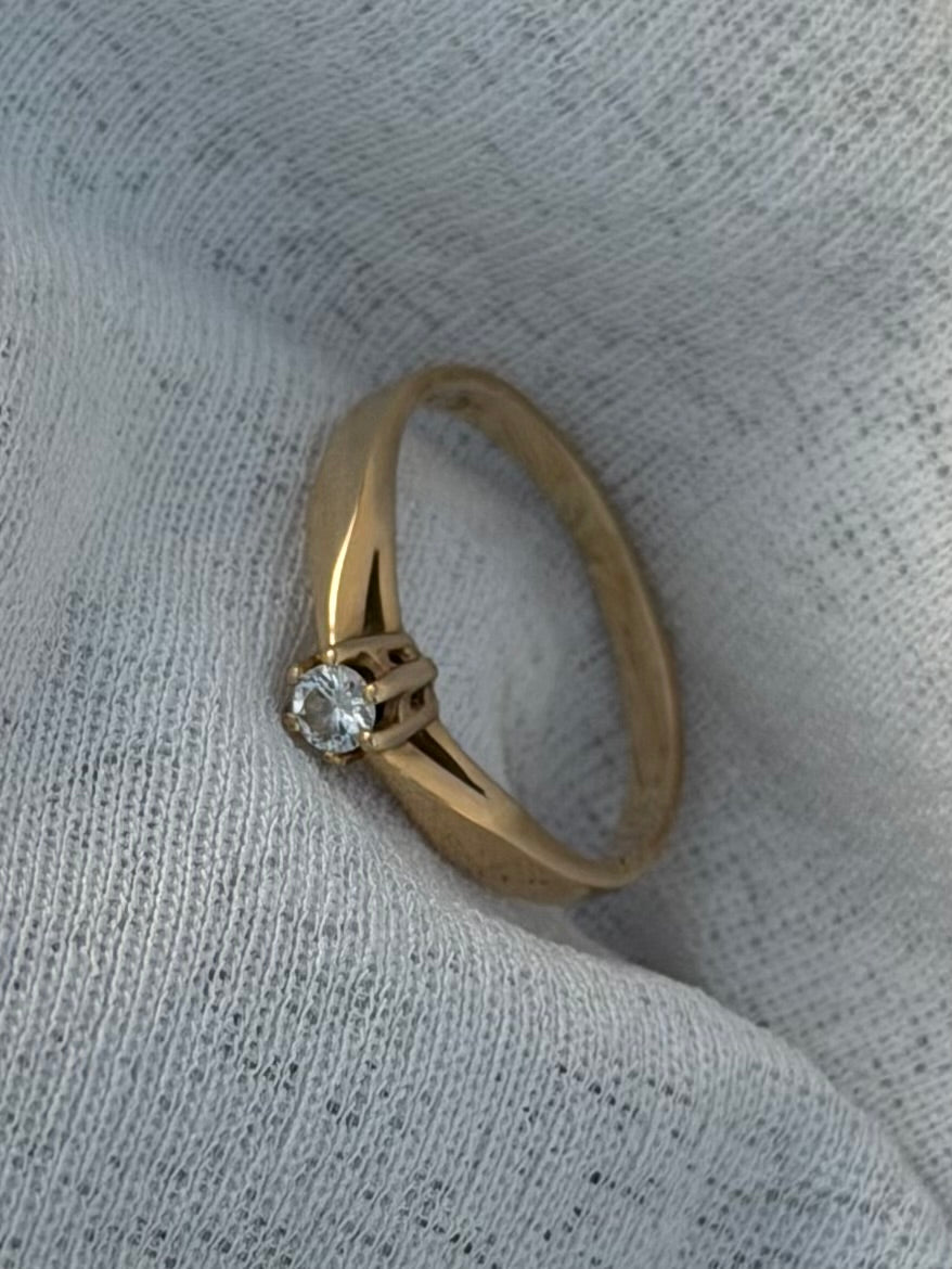 Vintage 14 karat solitairering med 0,10 ct. brilliant, str 55