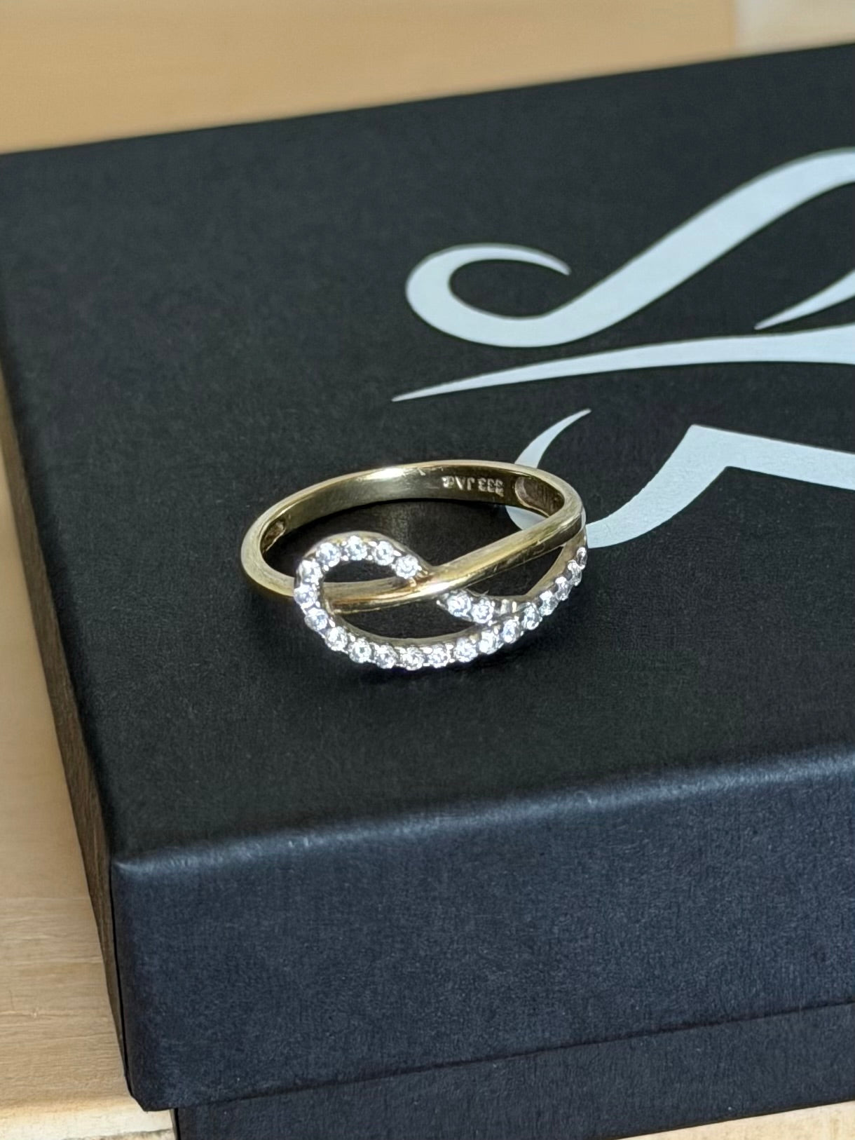 Vintage 8 krt. infinityring, str. 51