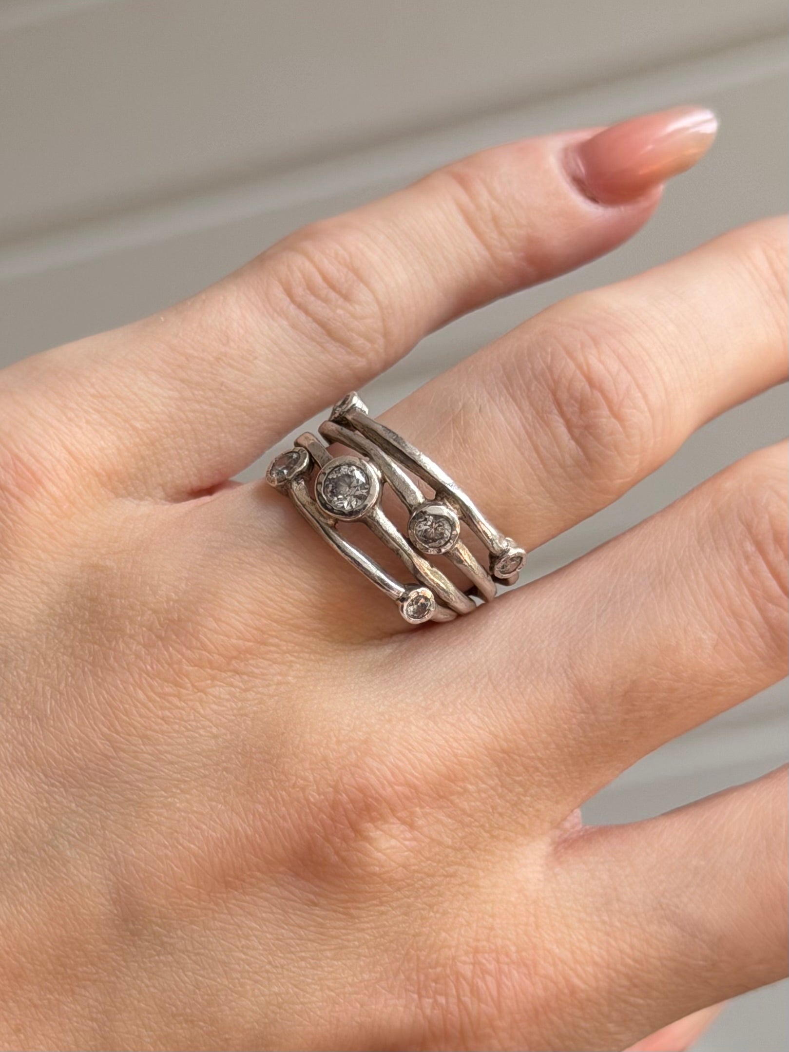 Vintage sterlingsølv ring med runde klare sten