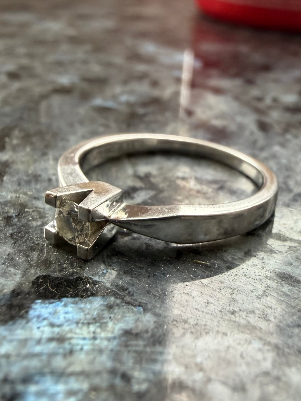 Vintage Scrouples Kleopatra ring 14 karat hvidguld 0,15ct. brilliant, str 51