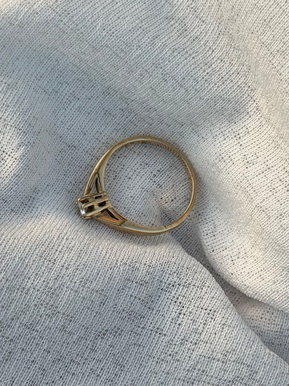 Vintage 14 karat solitairering med 0,10 ct. brilliant, str 55
