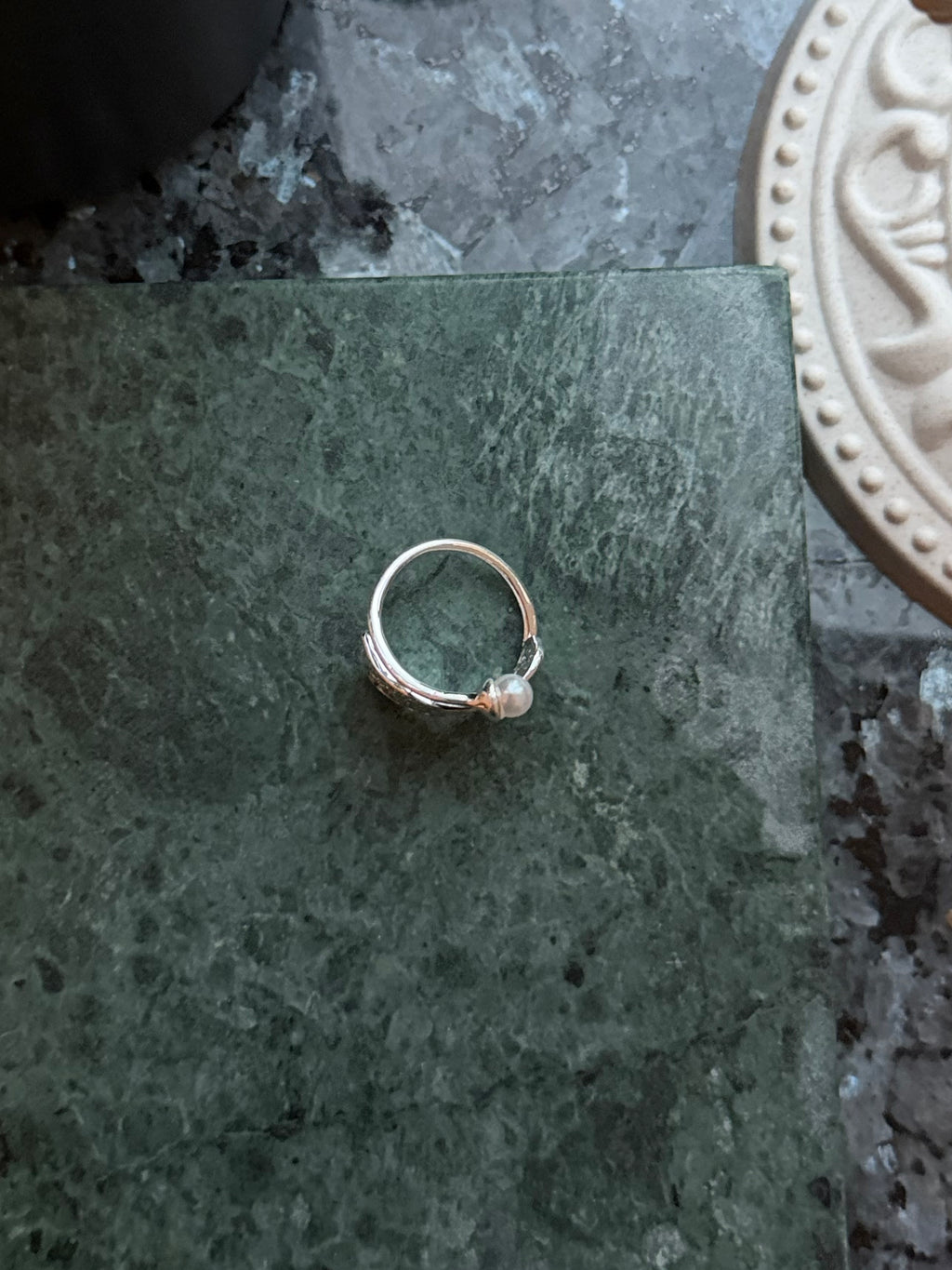 Amelia Ring