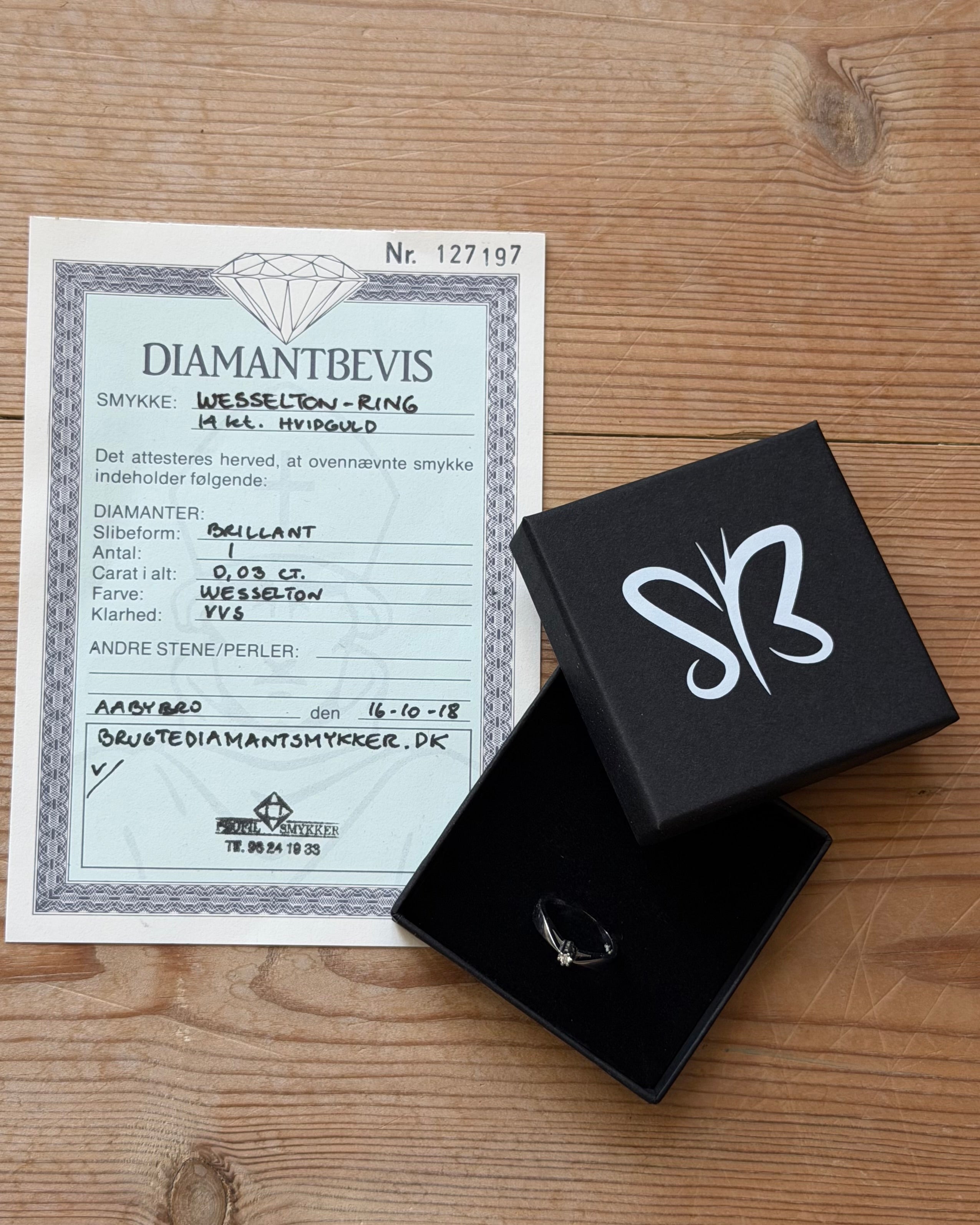 Vintage 14 krt. hvidguldsring med 0,03 ct. VVS diamant med certifikat, str, 49