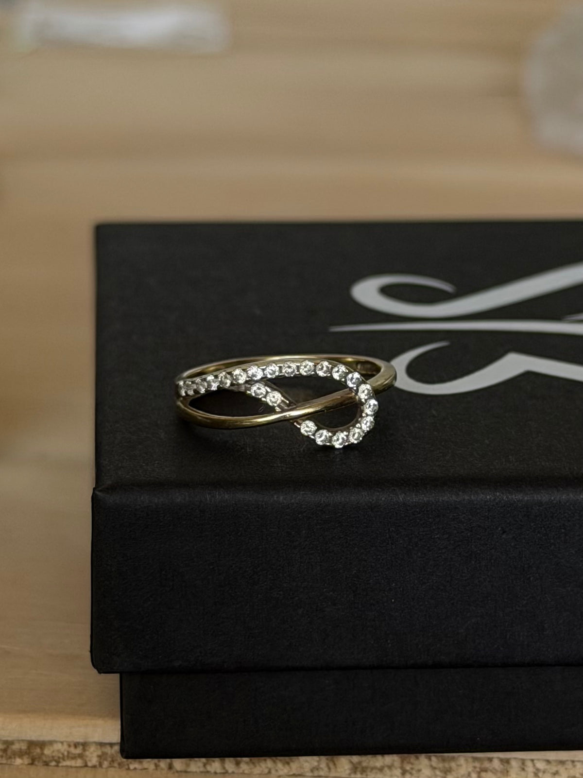 Vintage 8 krt. infinityring, str. 51