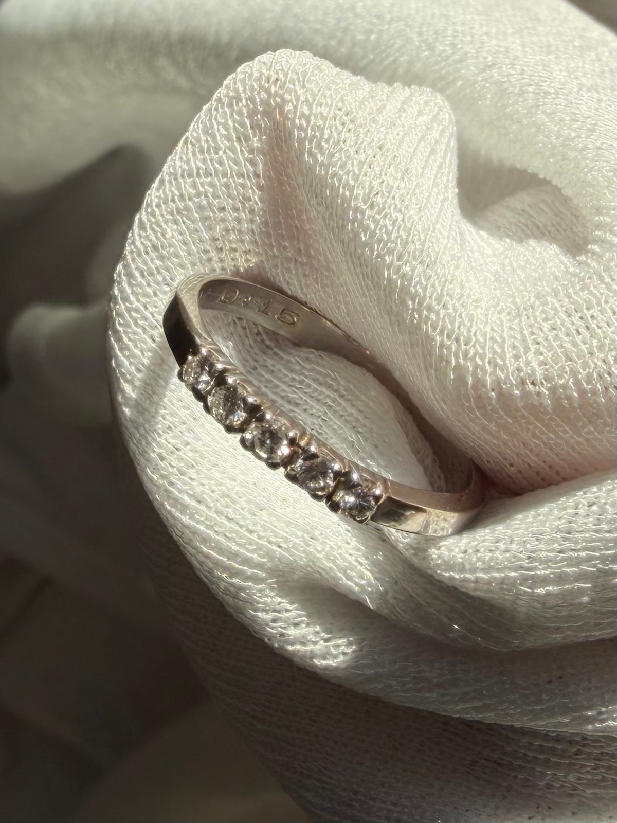 Vintage lady ring i 14 karat hvidguld med 0,15 ct. brillianter, str 53