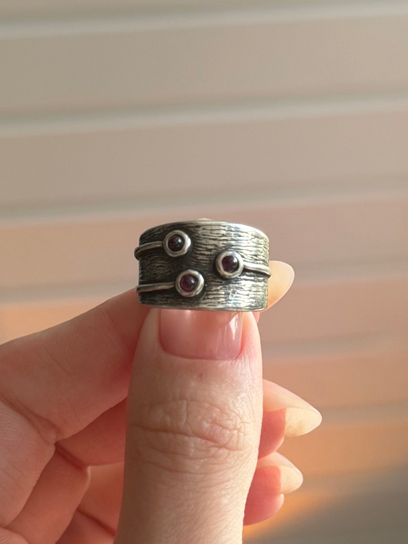Vintage sterlingsølv ring med lilla sten, Str. 50